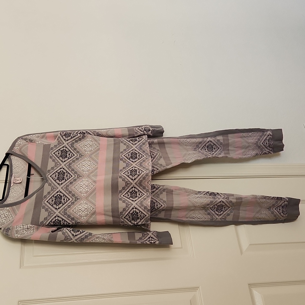 - Victoria Secret Jammie 2 Piece Set XS